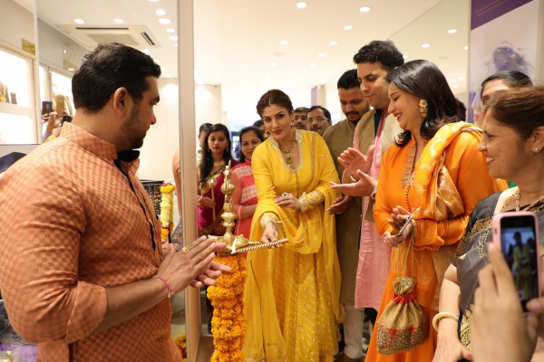PNG Jewellers  launches its first franchise store in Aundh