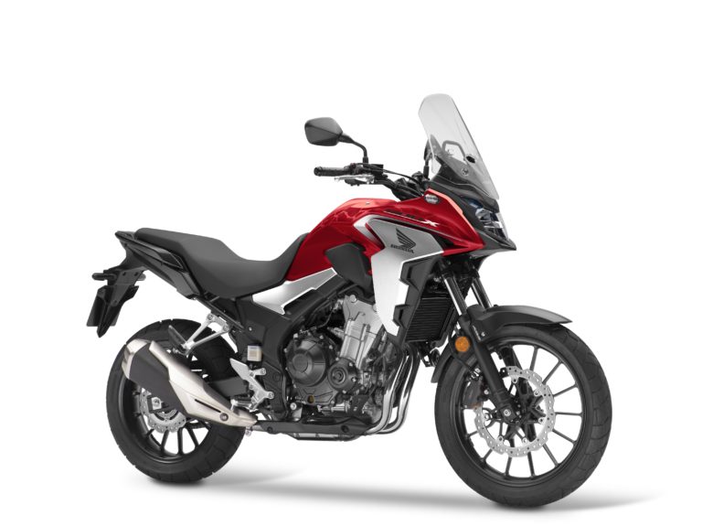 Honda CB500X makes grand entry at BigWing showrooms
