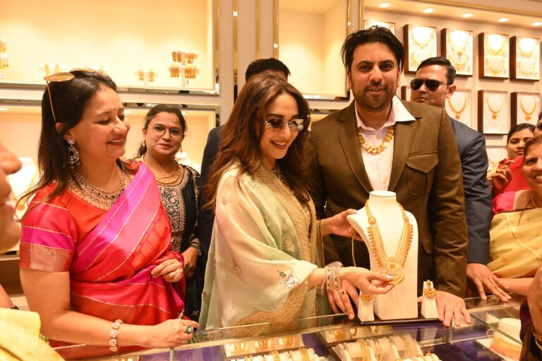 Madhuri Dixit Inaugurates PNG Jewellers’ Newest Store